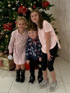 Kids Photo with Christmas Tree